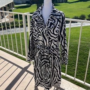 Samuel Dong zebra trench coat size XLG